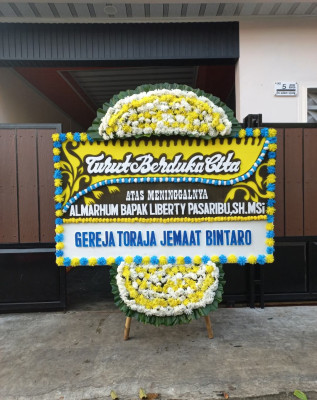 Papan Bunga Duka di Benakat