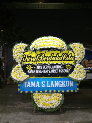Papan Bunga Duka di Benakat